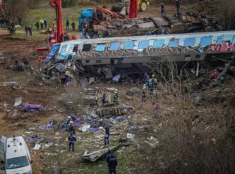 Τέμπη: Πέθανε ο ένας εκ των δύο ελεγκτών της ΕΑΔ που κατηγορούνταν για παράβαση καθήκοντος