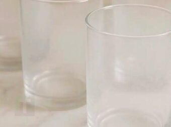 Η γιαγιά μου μού έμαθε αυτό το κόλπο για να κάνω τα θαμπά ποτήρια να αστράψουν σε 2 λεπτά χωρίς καθόλου κόπο. Να πώς γίνεται