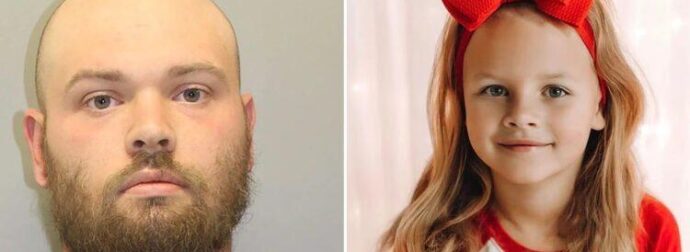 Ο κούριερ τραγουδούσε «τρίγωνα κάλαντα», ενώ δολοφονούσε την 7χρονη Αθηνά, αποκαλύπτει ανατριχιαστικό ηχητικό