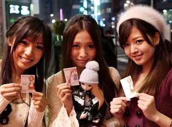 Γιατί στην Ιαπωνία μένουν παρθένες σχεδόν μέχρι τα 35;