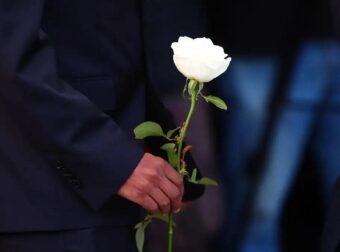 ΜΑΡΕΒΑ ΜΗΤΣΟΤΑΚΗ: ΑΠΟΧΑΙΡΕΤΆ ΤΟΝ ΣΥΝΕΡΓΆΤΗ ΤΗΣ ΓΙΑΝΝΗ ΚΟΛΟΤΟΥΡΑ