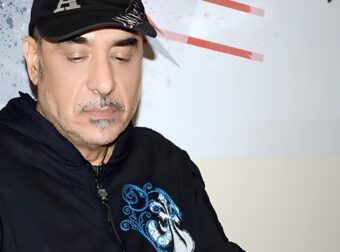Τους έχει… θερίσει ο θανατος: Δεύτερο χτύπημα της μοίρας στην οικογένεια του Νότη Σφακιανάκη – Νεκρή και η Πολυάννα του, 6 μήνες μετά την σύζυγό του