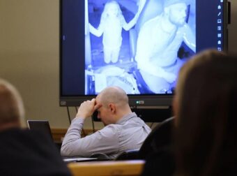 ΑΠΟΦΑΣΙΣΤΗΚΕ: ΘΑΝΑΤΗΦΟΡΑ ΕΝΕΣΗ ΓΙΑ ΤΟΝ ΚΟΥΡΙΕΡ ΠΟΥ ΣΚΟΤΩΣΕ ΤΗΝ 7ΧΡΟΝΗ ΑΘΗΝΑ