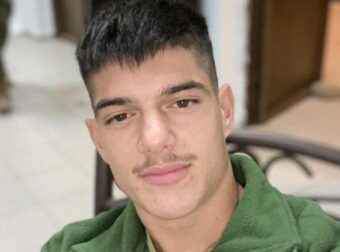 Σκηνές αρχαίας τραγωδίας στο σπίτι του Νικήτα: Ντυμένος γαμπρός στο φέρετρο ο 20χρονος – Τι ζήτησε η οικογένεια
