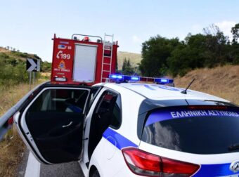 Θρίλερ στον Δομοκό: Εντοπίστηκε σορός μέσα σε φλεγόμενο ΙΧ