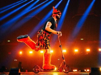 Eurovision 2026: Σάρωσε ο Akylas στην 1η Dress Rehearsal – Αυτά θα κάνει στη σκηνή, κυκλοφόρησε βίντεο – Η λύρα α λα Παπαρίζου και το αρχαίο άγαλμα