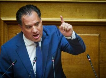 Στην αντεπίθεση ο Άδωνις Γεωργιάδης: Ανέβασε από μόνος του την φωτογραφία… με την άλλη γυναίκα και ξεκαθαρίζει την θέση του