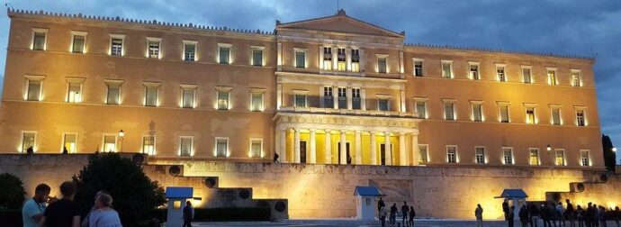 «Έσκασε βόμβα» στη Βουλή: Μόλις παραιτήθηκε κορυφαίος βουλευτής