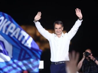 «Σεισμός» στο Μαξίμου: Η κρυφή δημοσκόπηση φέρνει τα πάνω κάτω – Κόμμα-έκπληξη που κερδίζει την ΝΔ και τις εκλογές