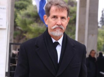 Έκτακτη είδηση για Παύλο Ντε Γκρες