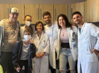«Ήμασταν 8 μήνες σε ένα δωμάτιο νοσοκομείου, ήταν μία κόλαση» – Η περιπέτεια της 12χρονης Κατερίνας