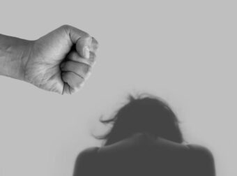 Αποτροπιασμός στην Πάτρα: 35χρονος κρατούσε κλεισμένη στο σπίτι του 16χρονη