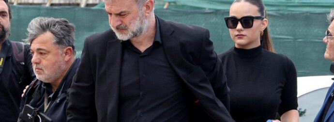 Τραϊανός Δέλλας: Αποχωρίστηκε τα τρόπαιά του για να στηρίξει εκείνους που παλεύουν για τη ζωή τους – Η άγνωστη φιλανθρωπική κίνηση