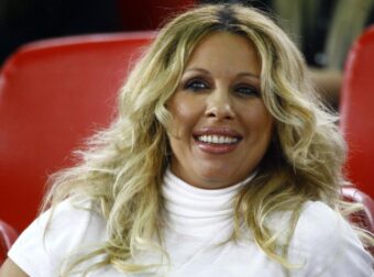 Μαστροκώστα: «Είμαι 4-5 μήνες έγκυος χωρίς πρόταση γάμου. Στον 6ο μήνα λέω στον Τραϊανό, “θα βαφτίσουμε την κόρη μας Βικτώρια Μαστροκώστα” και…»