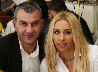 Γωγώ Μαστροκώστα: Αγνώριστος ο Δέλλας στο 3ημερο μνημόσυνο- Τι συνέβη στο νεκροταφείο και λύγισαν όλοι