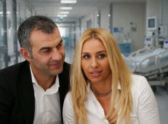 ΔΡΑΜΑΤΙΚΟ ΠΑΙΧΝΙΔΙ ΤΗΣ ΜΟΙΡΑΣ! ΓΩΓΩ ΜΑΣΤΡΟΚΩΣΤΑ: ΤΙ ΣΥΝΕΒΗ ΣΤΑ ΓΕΝΕΘΛΙΑ ΤΟΥ ΔΕΛΛΑ ΟΤΑΝ ΜΠΗΚΕ ΣΤΗΝ ΕΝΤΑΤΙΚΗ