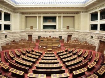 Ανακοίνωση-σοκ από γνωστό Έλληνα πολιτικό – Διαγνώστηκε με επιθετικό καρκίνο, «ο αποχαιρετισμός είναι κοντά»