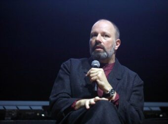ΓΙΏΡΓΟΣ ΛΆΝΘΙΜΟΣ: ΑΦΗΣΕ ΑΝΟΙΧΤΌ ΤΟ ΕΝΔΕΧΌΜΕΝΟ ΝΑ ΚΑΝΕΙ ΔΙΆΛΕΙΜΜΑ ΑΠΌ ΤΟΝ ΚΙΝΗΜΑΤΟΓΡΆΦΟ