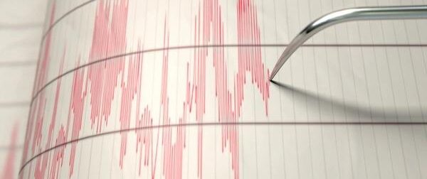 Oι κινήσεις που δεν πρέπει με τίποτα να κάνετε όταν γίνεται σεισμός