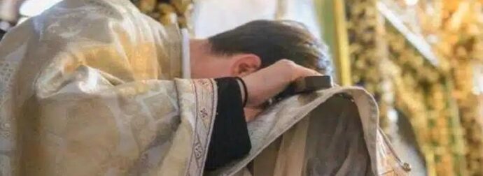 Γιάννενα: Ιερέας εξομολόγησε μια νεαρή μητέρα. Αυτό που έγινε στο τέλος από την κόρη της, συγκίνησε τους πάντες