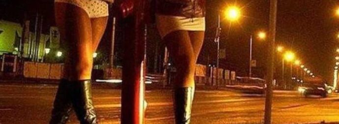 Έφοδος του ελληνικού FBI σε οίκους ανοχής στη Θεσσαλονίκη – Χειροπέδες σε δύο 70χρονες