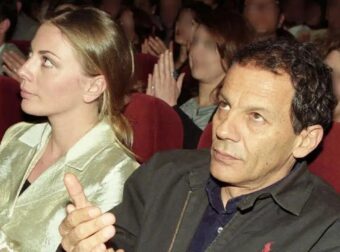 Όταν ο Ξαρχάκος τα είχε 8 χρόνια με την Καρύδη… και 7 ακόμη ζευγάρια διάσημων Ελλήνων