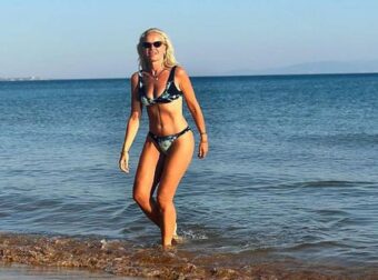 Μαρία Μπεκατώρου: Έγινε 52 αλλά δεν της φαίνεται καθόλου