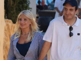 Ξανά μανούλα στα 46 της: H πρώτη φωτο της Φαίης Σκορδά με φουσκωμένη Κοιλίτσα, που πρόδωσε την εγκυμοσύνη της