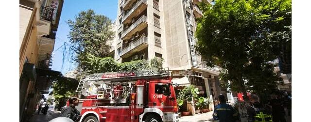 Φωτιά ξέσπασε σε ισόγειο ξενοδοχείου στην Ομόνοια – Στο νοσοκομείο 41χρονος με εγκαύματα
