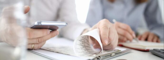 Χαμός στο Ζεφύρι: Ζούσαν ζωή εκατομμυριούχων, μέχρι που τα social έγιναν ο χειρότερος εχθρός τους