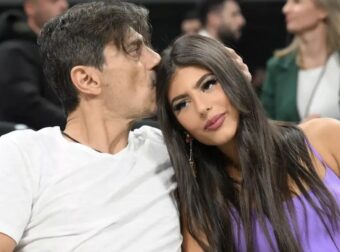 Μοίρασε… εγκεφαλικά σε όλη την Μύκονο η Δέσποινα Γιαννακοπούλου: Εμφανίστηκε σε ένα από τα πιο ακριβά εστιατόρια έτσι και την κοιτούσε ένα μαγαζί ολόκληρο