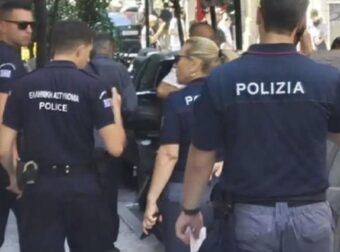 Τους είδαν στην Ερμού και απορούσαν: Γιατί κυκλοφορούν ξένοι αστυνομικοί στην Αθήνα