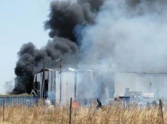 ΕΚΤΑΚΤΟ ΓΙΑ ΤΗΝ ΙΣΧΥΡΗ ΕΚΡΗΞΗ ΣΤΟ ΕΡΓΟΣΤΑΣΙΟ ΠΟΥ ΠΑΡΑΓΕΙ ΓΝΩΣΤΟ ΞΥΔΙ – ΝΕΚΡΟΣ ΕΝΑΣ 25ΧΡΟΝΟΣ – ΘΡΗΝΟΣ ΣΕ ΟΛΗ ΤΗΝ ΧΩΡΑ ΞΑΝΑ