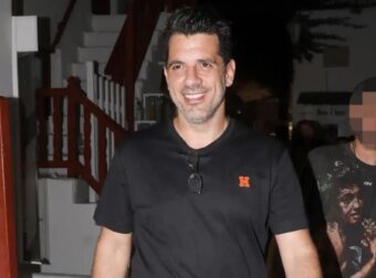 Χαμός στη συναυλία του Φέρρη:  Η “κίνησή” του Φέρρη πάνω στη σκηνή που πρόδωσε πως τα είχε τσούξει λίγο παραπάνω