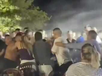 Άγριο ξύλο σε πανηγύρι την ώρα που τραγουδούσε η Γωγώ Τσαμπά «Ωπ πω πω πω, θα τρελαθώ»