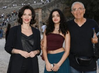 Μοντέλο η κόρη της Λαμπροπούλου: H μικρή καλλονή Έλλη που ακολουθεί τα βήματα της μητέρας της