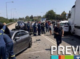 Σοβαρό τροχαίο στη χώρα μας – Τραυματίες και ουρές χιλιομέτρων μέσα σε σήραγγα – Οι πρώτες πληροφορίες