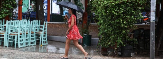 Έκτακτη προειδοποίηση για καιρό: Χειμώνας μέσα στο καλοκαίρι – Σε εξέλιξη ισχυρή κακοκαιρία στη χώρα