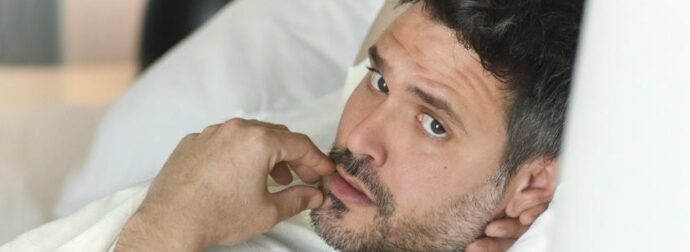Χαμός στα social: Πασίγνωστος Έλληνας «τρέλανε» τον γυναικείο πληθυσμό με τις νέες του φωτογραφίες