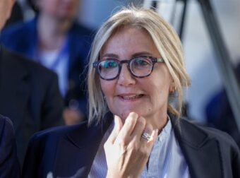Χαμός στη Νέα Υόρκη με τη Μαρέβα: Αυτό ήταν το look που έκανε τους πάντες να γυρίσουν να κοιτάξουν