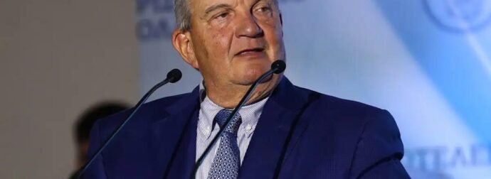Πολιτικός σεισμός στη ΝΔ: Η μεγάλη κίνηση του Κώστα Καραμανλή – Τι συμβαίνει με τον Κυριάκο Μητσοτάκη