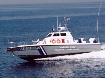Έκτακτο – Συναγερμός σε ελληνικό νησί – Σοκαριστικό εύρημα στη θάλασσα – Ποιος να είναι;