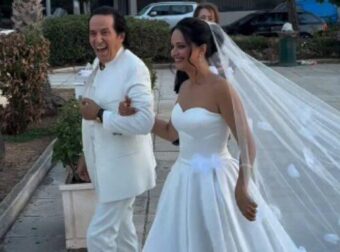 «Δεν μπορούσε να το κρύψει»: Ο Πασχάλης λύγισε στον γάμο της κόρης του – Η συγκινητική στιγμή που έγινε viral