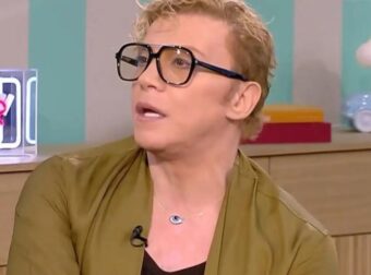 Θρήνος για τον Τάκη Ζαχαράτο: Λύγισε στον αέρα και ξέσπασε σε δάκρυα – «Ορφάνεψε η ζωή μου χωρίς εκείνη…»