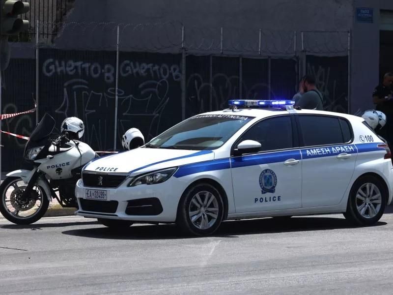 ΕΚΤΑΚΤΗ ΕΙΔΗΣΗ ΤΩΡΑ: ΕΓΙΝΕ ΤΟ ΚΑΚΟ – ΠΥΡΟΒΟΛΗΣΑΝ ΑΣΤΥΝΟΜΙΚΟ