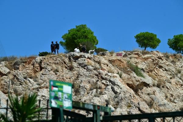 Θρίλερ στην Κυψέλη: Βρέθηκε και δεύτερη σακούλα με οστά στην Αλεπότρυπα