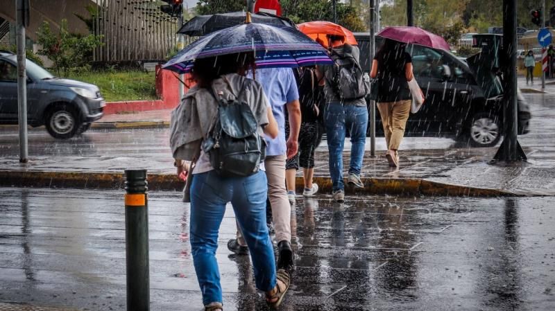 Αλλάζει ο καιρός την Κυριακή: Έρχεται κακοκαιρία από την Ιταλία – Αγριεύει ραγδαία το σκηνικό – Πρόγνωση Μαρουσάκη για την 1η φθινοπωρινή κακοκαιρία