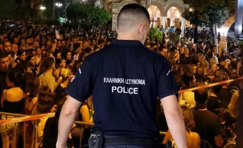 ΕΚΤΑΚΤΟ ΤΩΡΑ: Φρίκη στη λαϊκή αγρυπνία Μαζωνάκη – Επέμβαση αστυνομίας – ΣΟΚ με αυτό που συνέβη