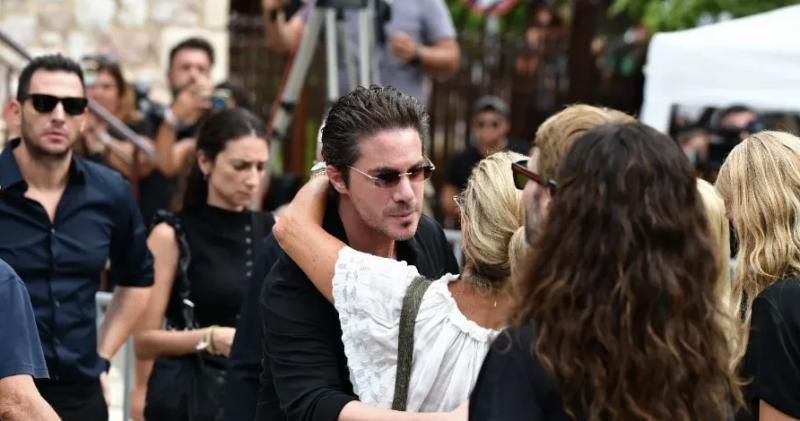 Νίκος Οικονομόπουλος: Μεγαλείο ψυχής – Τι έκανε τη νύχτα που έμαθε πως πέθανε ο Μαζωνάκης! Δεν το γνώριζε κανείς μέχρι σήμερα