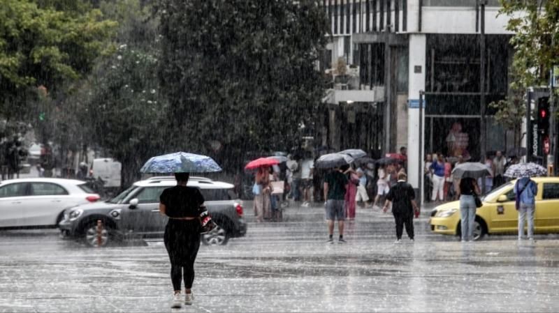 Αλλάζει ο καιρός από ώρα σε ώρα – Ξεκίνησαν οι βροχές και οι καταιγίδες – Θα… πνιγούμε το Σαββατοκύριακο